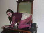 TG in opaque tights